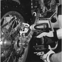 Boulonneuse à Chocs 18V Makita DTW251RMJ + 2 Batteries 4 Ah + Chargeur + MAKPAC 2 -Promos Outil Boutique AFD 103042