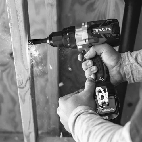 Perceuse-visseuse à Percussion 18V Makita DHP481RTJ + 2 Batteries 5 Ah + Chargeur + Coffret MAKPAC 8 Perceuse-visseuse à Percussion 18V Makita DHP481RTJ + 2 Batteries 5 Ah + Chargeur + Coffret MAKPAC – Image 6