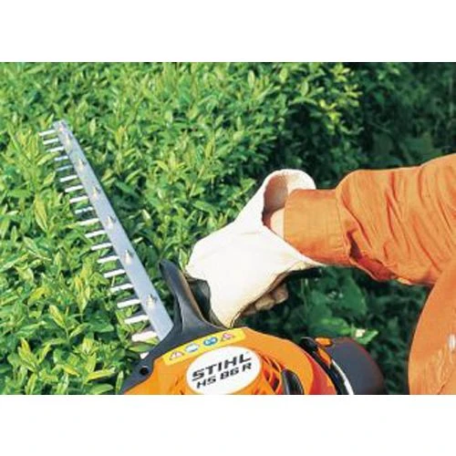 Taille-haie Thermique Stihl HS 87 R 22,7 Cm³ 8 Taille-haie Thermique Stihl HS 87 R 22,7 Cm³ – Image 6