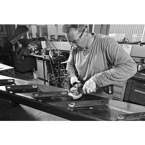 Meuleuse Angulaire 18 V Bosch GWS 18V-10 + 2 Batteries GBA 5 Ah + Chargeur + L-Boxx - 06019J4004 4 Meuleuse Angulaire 18 V Bosch GWS 18V-10 + 2 Batteries GBA 5 Ah + Chargeur + L-Boxx - 06019J4004 – Image 2