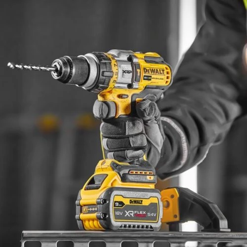 DeWALT Perceuse-visseuse à Percussion 54V DCD999X1 3/9Ah Advantage T-Stak 8 DeWALT Perceuse-visseuse à Percussion 54V DCD999X1 3/9Ah Advantage T-Stak – Image 6