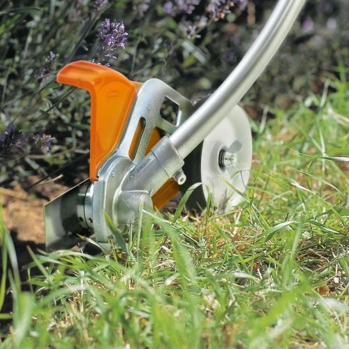 Stihl Dresse-bordure CombiSystème FCB-KM 4 Stihl Dresse-bordure CombiSystème FCB-KM – Image 2