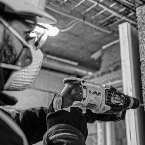 Perforateur SDS-plus 800W Dewalt D25133K + Coffret 6 Perforateur SDS-plus 800W Dewalt D25133K + Coffret – Image 4