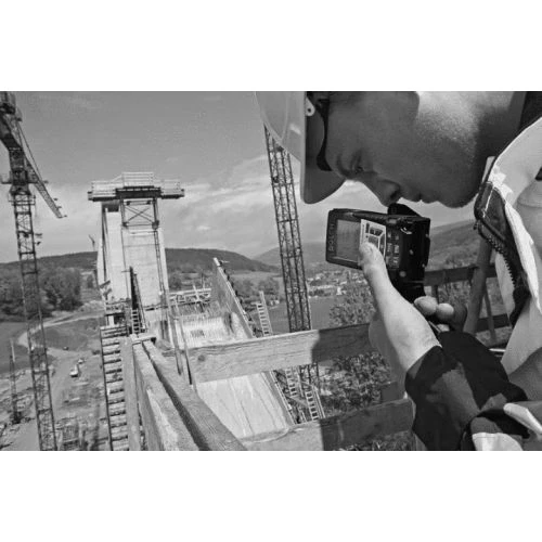 Télémètre Laser Bosch GLM 250 VF Professional 4 Télémètre Laser Bosch GLM 250 VF Professional – Image 2