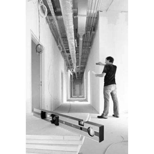 Télémètre Laser Bosch GLM 80 + Rail R 60 Professional 5 Télémètre Laser Bosch GLM 80 + Rail R 60 Professional – Image 3