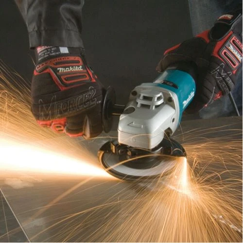 Meuleuse D'angle 1400W Makita 9565PCV 5 Meuleuse D'angle 1400W Makita 9565PCV – Image 3