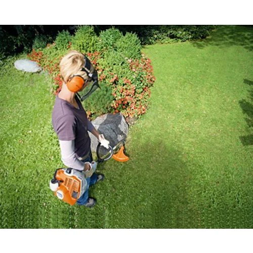 Coupe-bordure Thermique Stihl FS 40 27,2 Cm³ 7 Coupe-bordure Thermique Stihl FS 40 27,2 Cm³ – Image 5