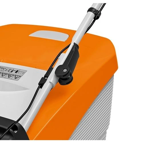 Tondeuse à Gazon Mulching Thermique Tractée Stihl RM 4 RT 149 Cm³ 6 Tondeuse à Gazon Mulching Thermique Tractée Stihl RM 4 RT 149 Cm³ – Image 4
